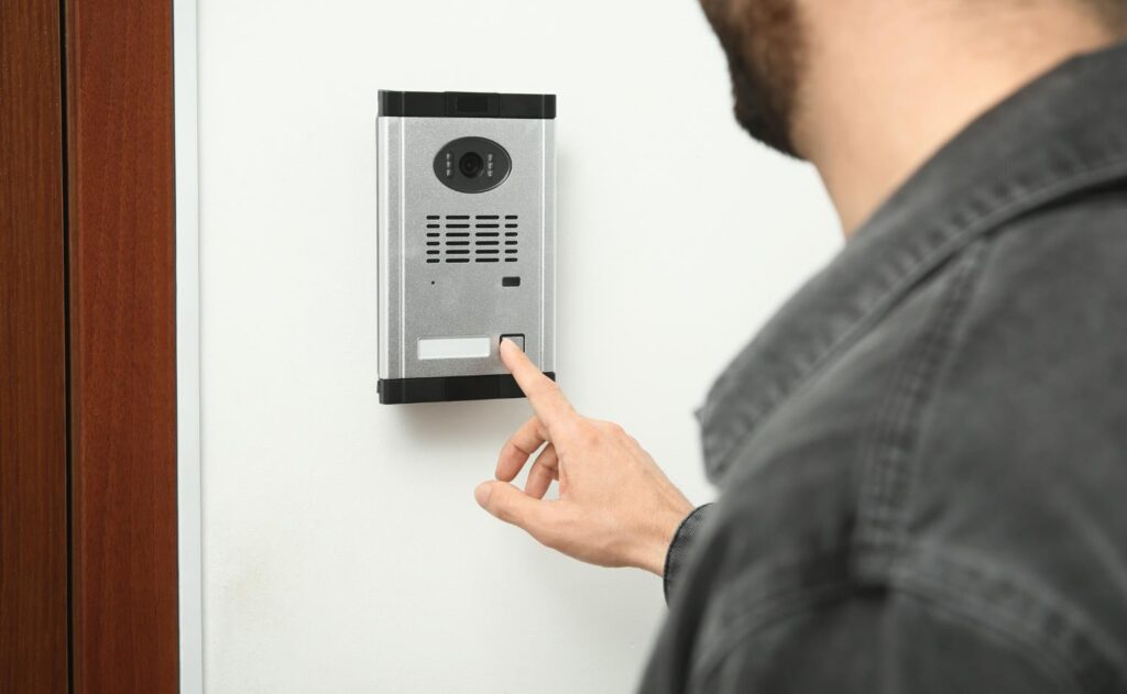 Goede intercom met camera systeem met hoge beeldkwaliteit voor identificatie van bezoekers en thuisbewaking